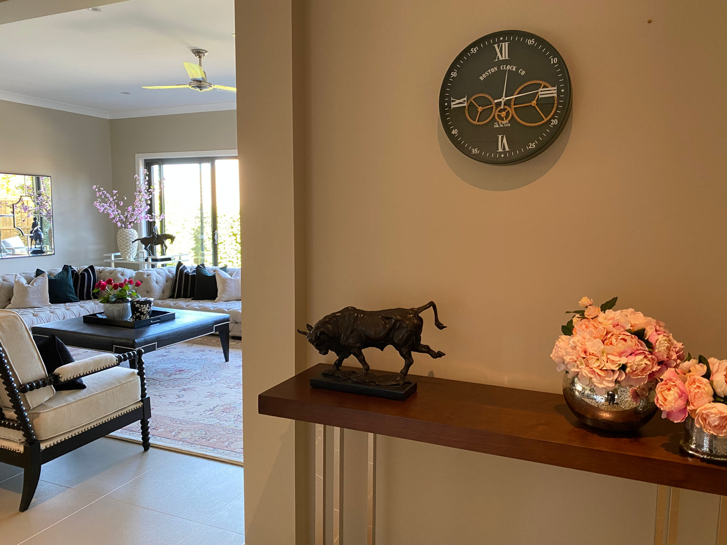 Boston CC 40 Cm Roman Numeral Moving Gear Wall Clock