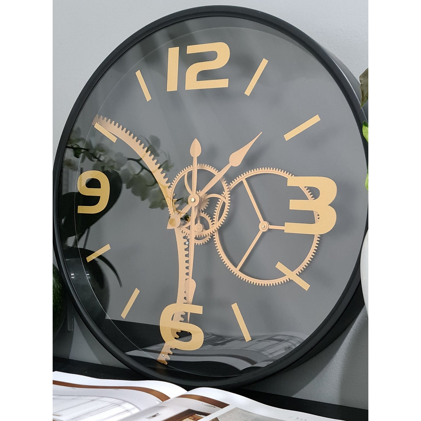 59 Cm Gold & Black Chumming Process Moving Gear Wall clock