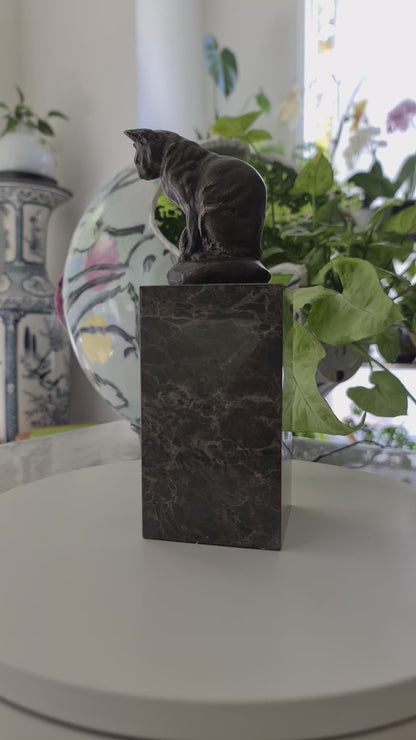 Bronze Sculpture of Sitting Cat