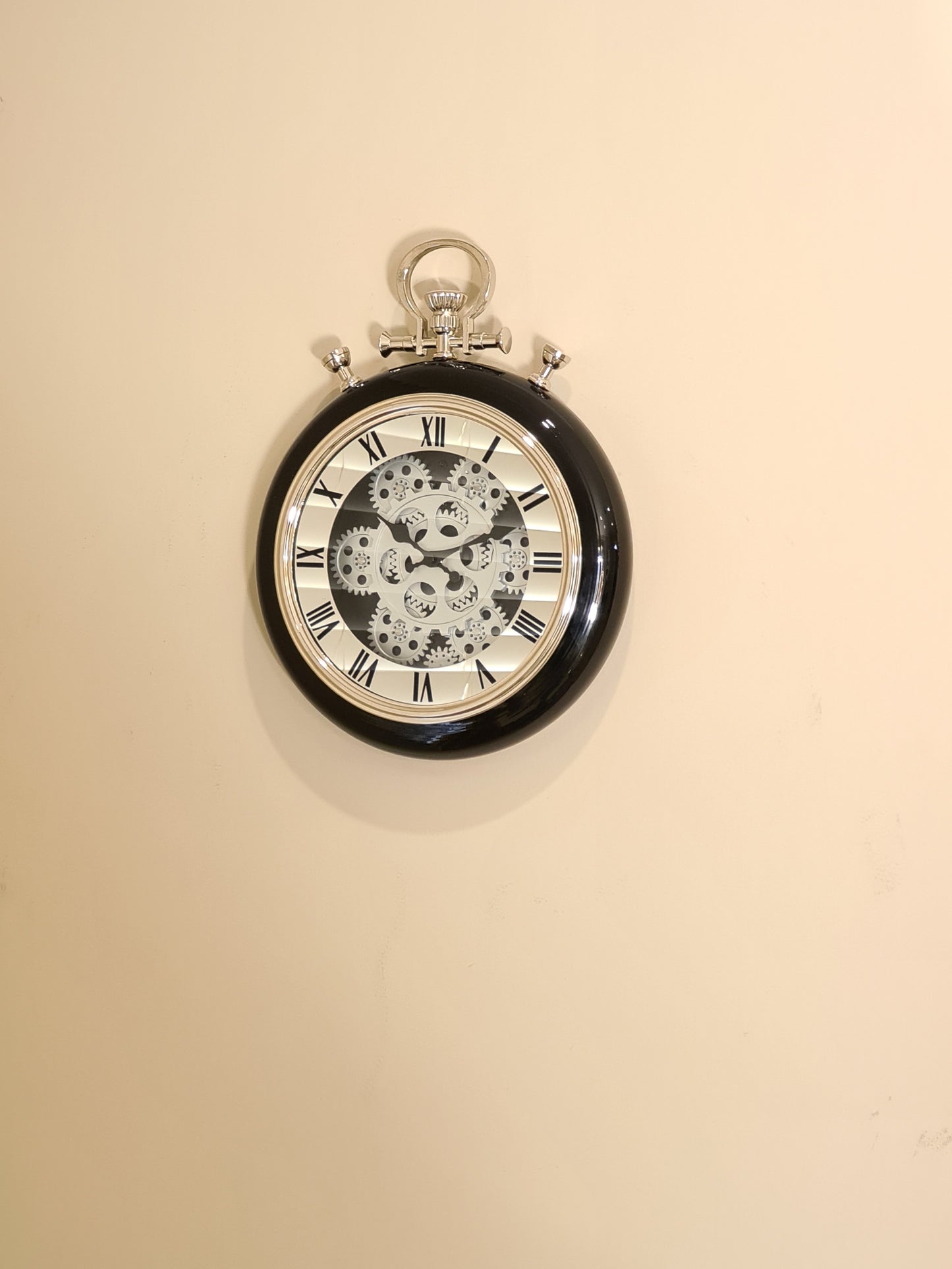 Roman Numeral 40 Cm Exposed Oval Gear Moving Mirror Clock