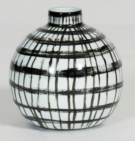 Small Handpainted Graphic Black And White Strips Vase (75% OFF)