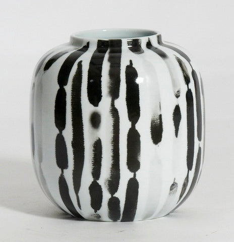 Handpainted-Black And White  Vase With Vertical Pattren (70% OFF)