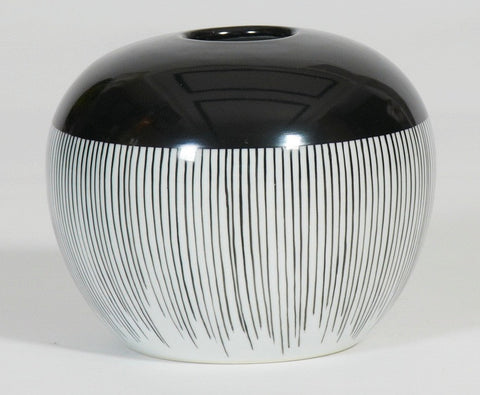Handpainted-Black And White Vase With Vertical Strips Decoration (70% OFF)