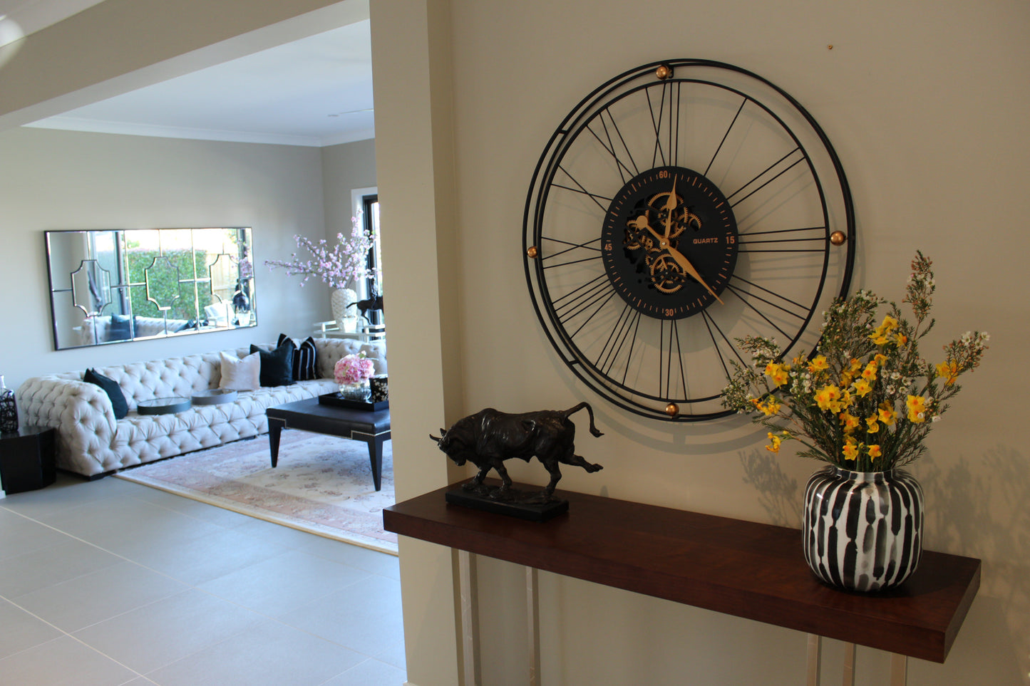 QUARTZ 90.5 Cm Moving  Gear Wall Clock